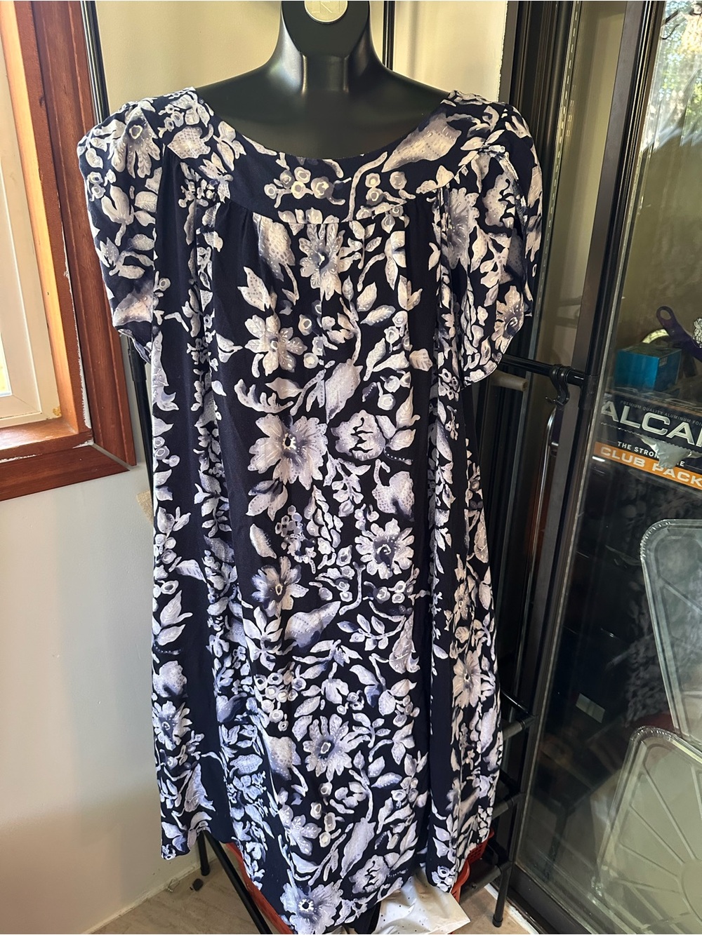 Hilo Hattie Hawaii dress free size